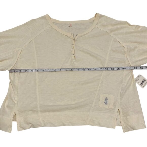 Free People Movement Winner Layer Top NWT Size S - Picture 8 of 9